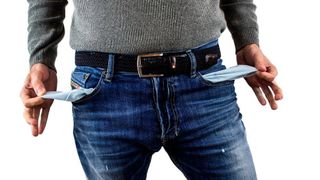 Wenn das Geld knapp ist, kommen Autohaus- und Werkstattkunden in Zahlungsverzug. Die neuen Pfändungsgrenzen sorgen dafür, dass den Kunden mehr Geld zum Leben bleibt und die Forderungen in kleineren Beträgen beglichen werden. (gemeinfrei / Pixabay)