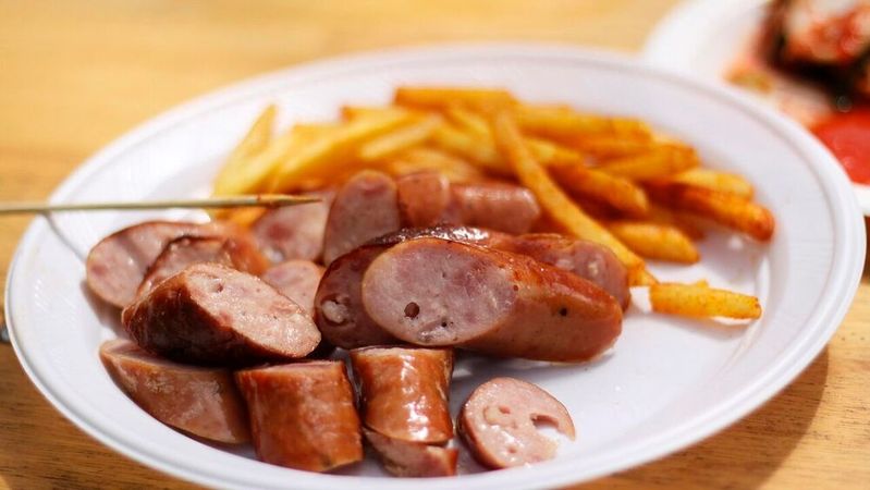 Researchers say corporate-driven expansion of ultra-processed foods is harming health worldwide and blocking meaningful government action.(Source:  free licensed /  Pixabay)