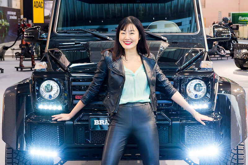 Und nun zum zeitgenössischen Tuning: In 5,5 Sekunden ist dieser Schrank, ein von Brabus zum „B40S-550“ hochgezüchteter Mercedes G 500 auf Tempo 100.  (Messe Essen)