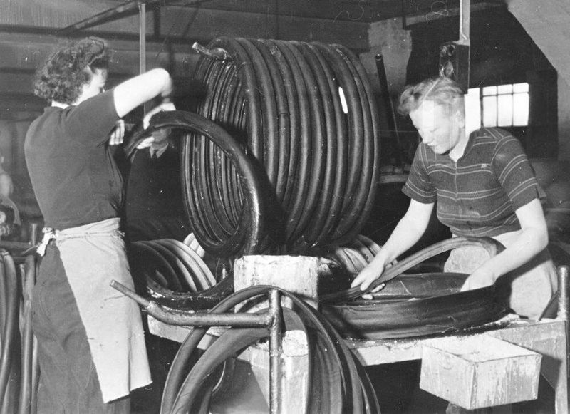 Reifenfertigung im Werk Korbach. (Bild: Continental AG)