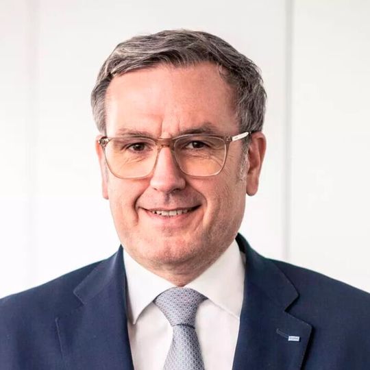 Dr. Jochen Weyrauch, der Geschäftsführer der Dürr AG, sieht das milliardenschwere US-Investitionsprogramm alles andere als positiv: „Das, was die US-Amerikaner vorhaben, wird dramatischen Einfluss auf Investitionsentscheidungen haben.“(Bild:  Dürr AG / P. Jülich)