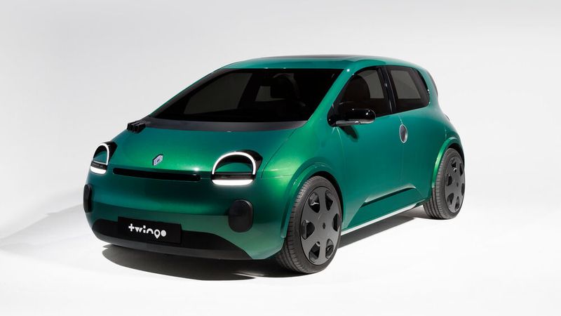 Unverkennbar ein Twingo: Renault präsentierte in Paris die neue Elektro-Variante des Kleinstwagens, die 2026 auf den Markt kommen soll. (Bild: Renault)