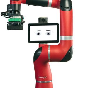 Der Sawyer von Rethink Robotics ist mit dem Kenos KCS Cobot Greifer von Piab ausgestattet.