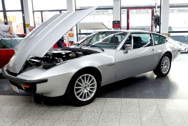Mit der klassischen GT-Form erinnert der Bitter CD stark an das italienische Design der Sechziger- und Siebzigerjahre. (Schmidt/»kfz-betrieb«)