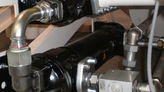 In seinen Schraubenverdichtern werden die BNZ Wärmetauscher sowohl zum Kühlen der verdichteten Luft als auch für die Rückkühlung des Verdichteröls eingesetzt. (Bild: R+L Hydraulics)