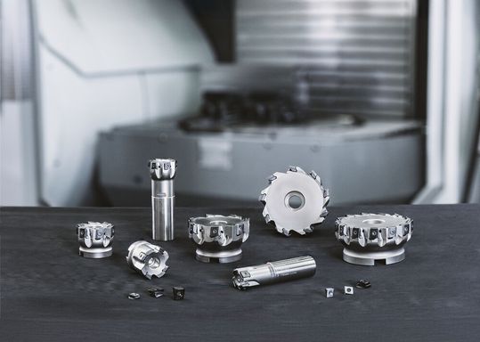 Hier blickt man auf die Zerspanungswerkzeug-Familie namens Maximill-Tangens von Ceratizit. Lesen Sie hier, was man sich damit für Vorteile ins Haus holt ...(Bild:  Ceratizit)