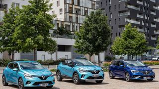 In einer Reihe: Clio, Captur und Mégane gibt es künftig mit Hybridantrieb. (Bild: Renault)