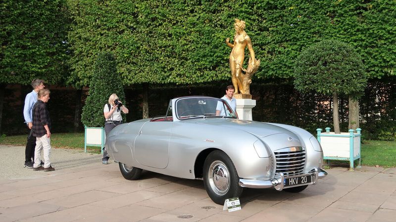 Beim Triumph TRX handelt es sich um einen Prototyp aus dem Jahr 1949. Das Fahrzeug wurde von seinem maltesischen Besitzer nach Schwetzingen entsendet. (Bild: Peter Diehl)