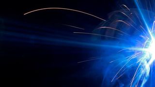 Schweißen ist eines der am häufigsten eingesetzten Verfahren für unlösbare Verbindungen. (gemeinfrei)