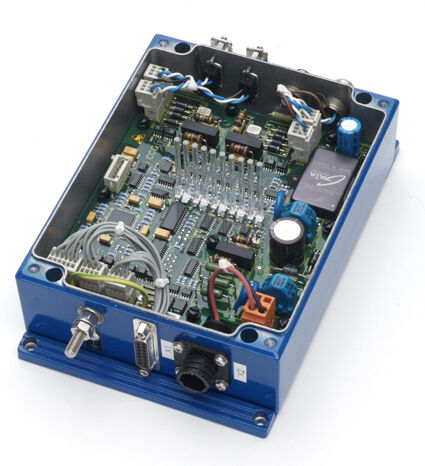 Zeichen der Technologie-Kompetenz: die Rexxon PCU 500, eine Druckschutzsteuerung für Hochgeschwindigkeits-Anwendungen. (Archiv: Vogel Business Media)