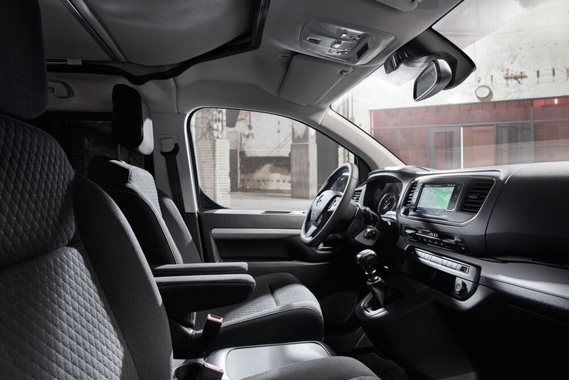 Im Cockpit bleibt der Zafira bei seinen Ursprüngen. (Crosscamp)