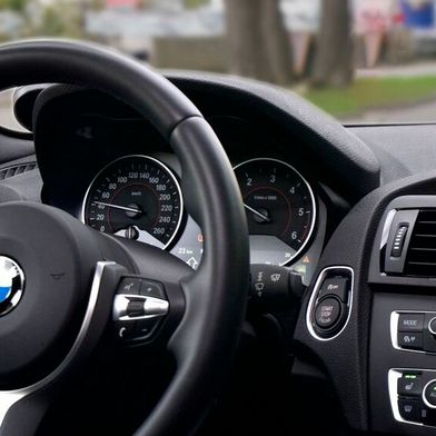 Der Data Act regelt den Zugriff auf Daten: Dabei geht es auch um Fahrzeugdaten. Ohne sie können Servicebetriebe ihren Kunden keine vollumfänglichen Dienstleistungen anbieten.  (Bild: frei lizenziert)