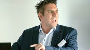 Thomas Seiler, Präsident des Schweizer Service Verbands (SKDV): «Wer KI als Assistenten begreift, kann damit schneller, präziser und effizienter im Service und in der Instandhaltung werden.» (Bild: www.susanneseiler.ch)