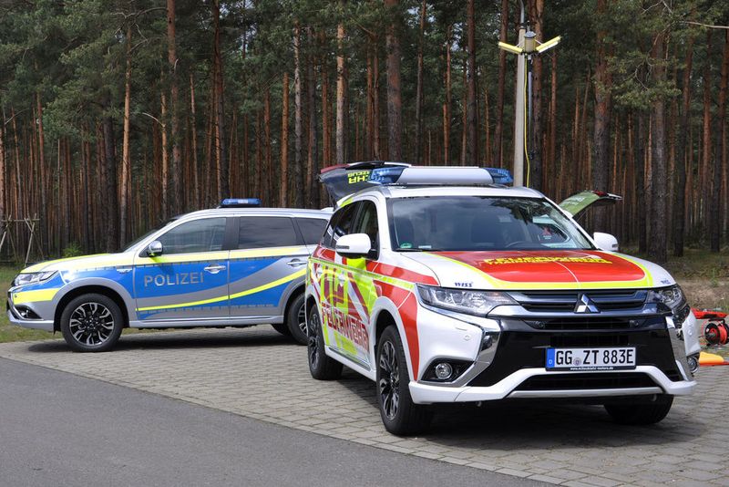 Auch die Feuerwehr hat Mitsubishi als potenzielle Kundschaft im Blick. (Seyerlein/»kfz-betrieb«)
