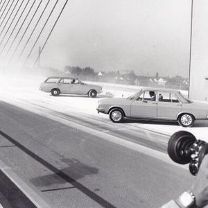 Die Filmbeiträge entstanden mit viel Aufwand auf (abgesperrten) öffentlichen Straßen.(Bild:  ARD/WDR)