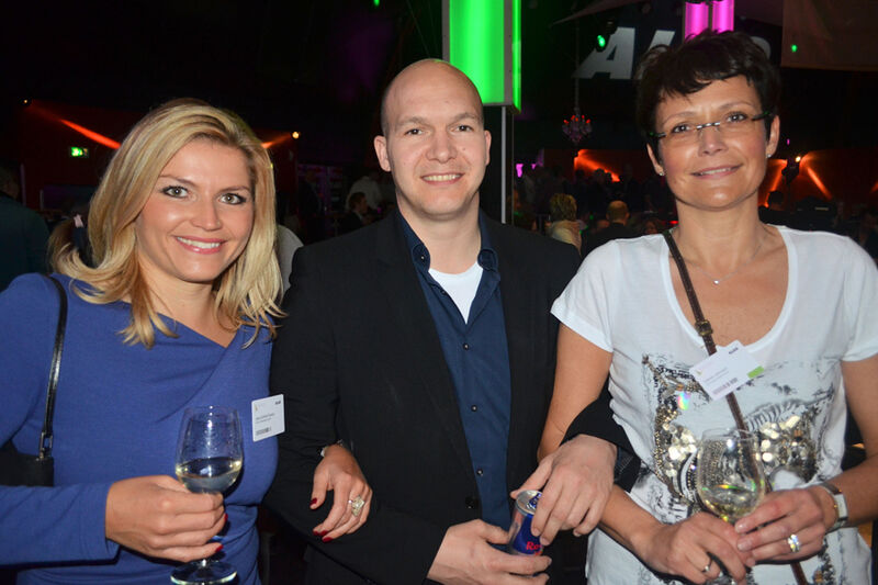 Jana Schoetz Svatos (l.), Sabine Lehmann und Stefan Klinglmair (alle ALSO). (IT-BUSINESS)