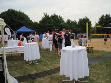 Gegen Ende des Spieltages kam der erfrischende Wind mit einigen Schauern. (Archiv: Vogel Business Media)