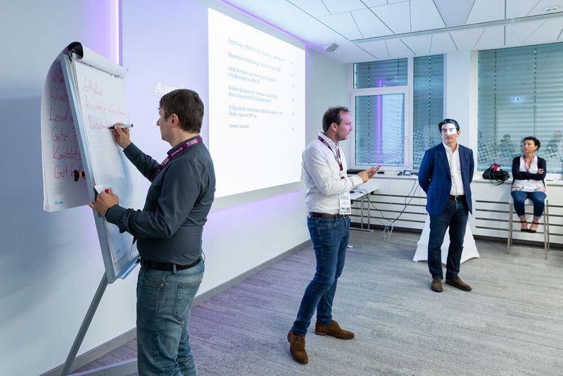 ... und Jim Meininghaus (Mitte) von Motor K. (Stefan Bausewein)