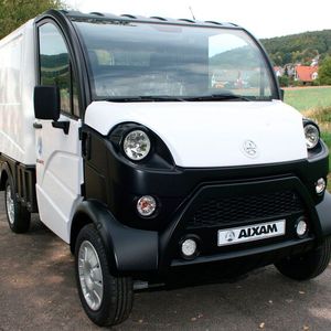 Der vor allem für seine Miniautos bekannte französische Hersteller Aixam hat mit dem E-Truck ebenfalls einen rein elektrisch angetriebenen Miniatur-Laster zu Nettopreisen ab rund 16.800 Euro im Stall.(Bild:  ampnet)