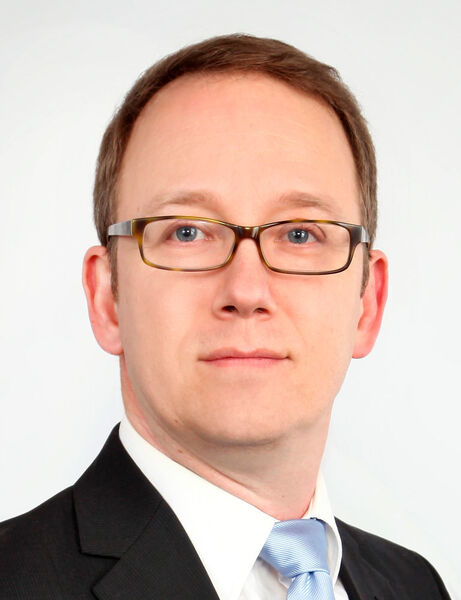 Gunnar Grimm, Vorsitzender des REFA Nordwest-Bezirksverbands Hamburg. „Die Anforderungen an die Arbeitskräfte steigen. Industrie 4.0 definiert die klassische Facharbeiter-Kompetenz neu.“  (REFA)