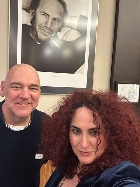 Allein mit Wolf tanzen a lá Costner wäre nix für Oliver Gorges (Littlebit) & Besa (IT-BUSINESS). (Bild: Vogel IT-Medien GmbH)