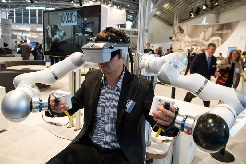 Rückblick: Impressionen von der Automatica 2012. (Bild: Messe München)