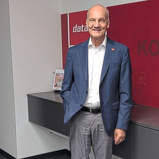 Hans Steiner sagt: „Für wirklichen Erfolg sind laufende Weiterbildung und praxisnahes Lernen entscheidend.“(Bild:  ELEKTRONIKPRAXIS)