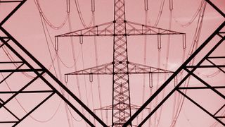 Overlay-Netz soll die Energiewende, laut VDE, beschleunigen  Bild: Rainer_Sturm_pixelio (Archiv: Vogel Business Media)