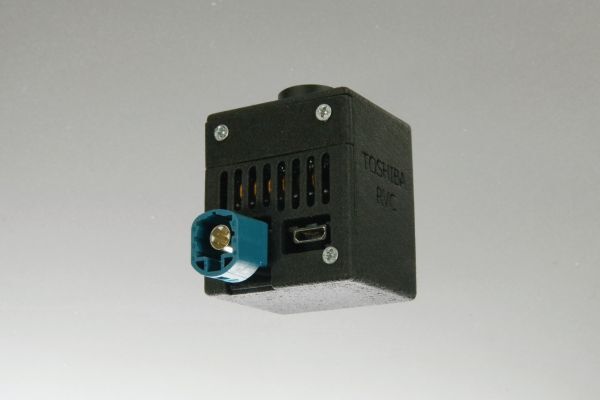 Bild 2: Das Referenzdesign zeigt, wie ein CMOS-Sensor und Bilderkennungsprozessor auf kleinstem Raum untergebracht sind (Bild: Toshiba)