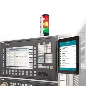 Einfach und schnell wird die c-Connect Box an die Maschine angeschlossen.