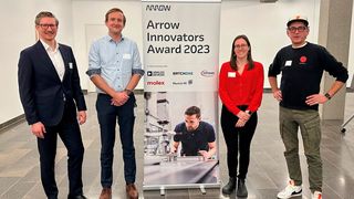 Gewinner des Arrow Innovators Awards (v.l.n.r.): Alexej Schulz, ADR Sales Manager DACH, Arrow Electronics; Dr. Georg Walder, co-CEO und Founder, Energyminer GmbH; Cécile Deterre, PhD, Co-founder and CTO, Blue Planet Ecosystems; Matthias Krämer, Founder XTRA-Dynamics/ X-Tense stretchable light (Bild: Arrow Electronics)