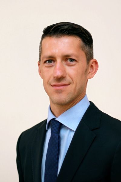 Auf dem Podium diskutieren Dirk Hubold, Leaseplan Deutschland, ... (Leaseplan Deutschland)