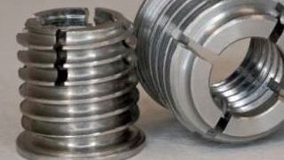 Selbstfurchend und mit Spreizfunktion, sei die Buchse Mebux von IMS Verbindungstechnik die ideale Alternative zur Schraube, um Compositteile delaminationsfrei und sicher zu fügen. (IMS Verbindungstechnik)