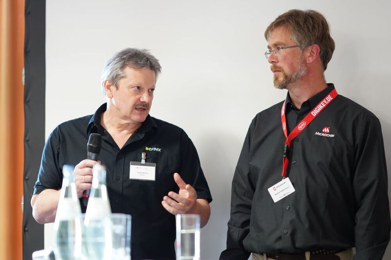 FPGA Conference Europe 2022: Über 70 Sprecher, 100 Vorträge und über 250 Teilnehmer – nach zwei Jahren mit Corona-bedingten Digitalkonferenzen fand die dreitägige FPGA Conference vom 5. bis 7. Juli 2022 endlich wieder als Präsenzveranstaltung statt. Besondere Highlights waren die spannende Keynote von Nick Ni von AMD/Xilinx, die interessante Couchtalk-Expertenrunde, der traditionelle BBQ-Grillabend sowie die vielen glücklichen Gewinner der Verlosungsaktionen.  (Bild: Nadine Stegemann)