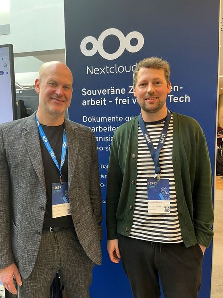 Nextcloud-CEO Frank Karlitschek im Gespräch mit Alex Siegert (IT-BUSINESS) auf dem Ionos Summit. (Bild: Vogel IT-Medien)