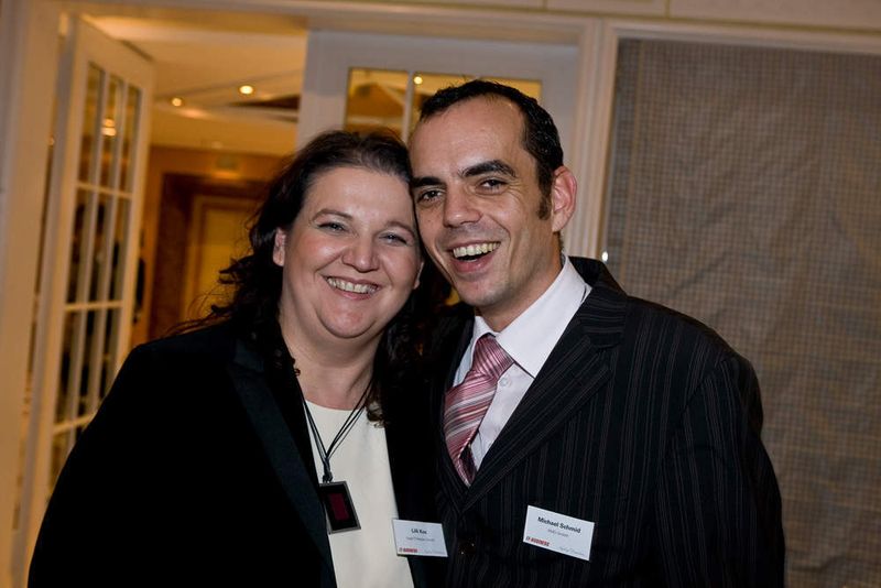 Ljiljana Kos von IT-BUSINESS mit Michael Schmid von AMD. (Archiv: Vogel Business Media)