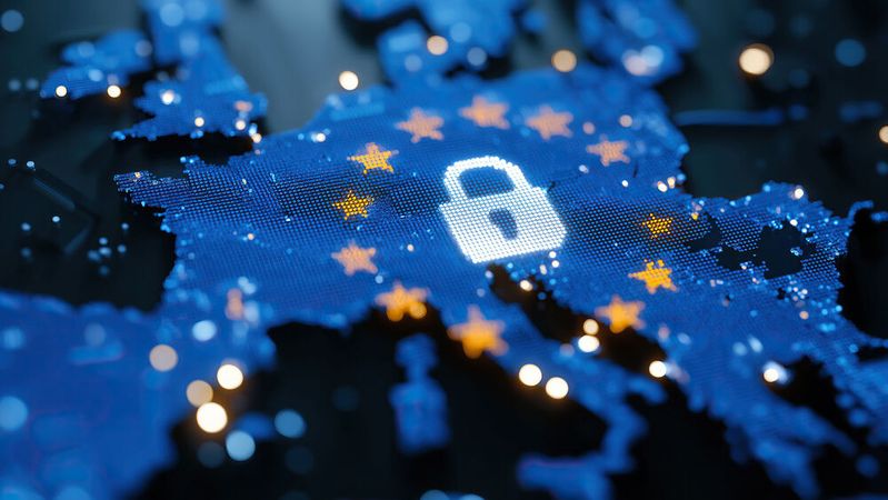 KMU ringen vor allem mit klassischen DSGVO-Pflichten. Aufsichtsbehörden unterstützen mit Vorlagen, Sprechstunden und Checklisten, während Vereinfachungen beraten werden.(Bild: ©  sam richter - stock.adobe.com)