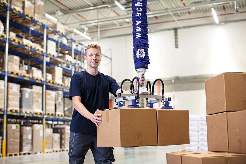 Schmalz präsentiert auf der Logimat anwendungsorientierte Handhabungslösungen. (martin wagenhan)