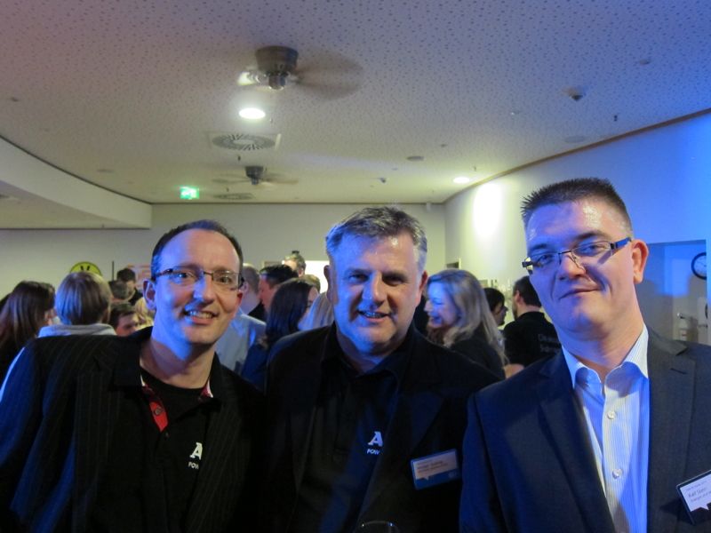 v. l.: Stephan Schäff und Michael Göcking, AEG, und Ralf Stein, Stadtwerke Rheine (IT-BUSINESS)