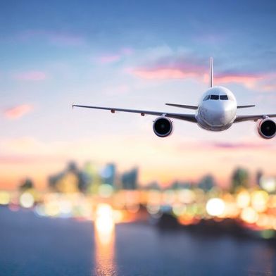 Hoher Druck:  Die Luft- und Raumfahrtbranche muss schneller entwickeln, effizienter planen und Ressourcen besser nutzen. Hierbei kann Quantencomputing helfen. (Bild: Romolo Tavani | Adobe Stock)