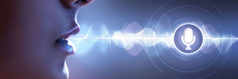 Die Voice-to-Text-Technologie ermöglicht es, Gespräche zwischen Arzt und Patienten über Krankheitsbild, Diagnose, Medikations- und Behandlungspläne standardisiert in einen Arztbrief zu übertragen.(Bild:  lassedesignen – stock.adobe.com)