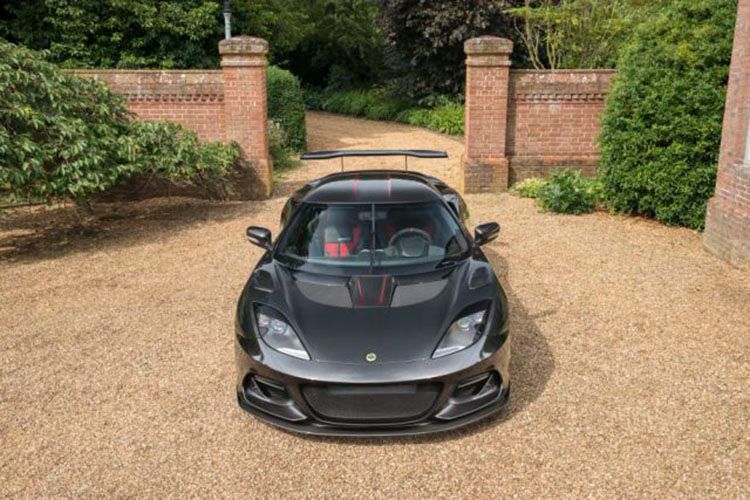Der 3,5-Liter V6 leistet 436 PS und macht den Evora GT430 zum stärktsen Lotus der Firmengeschichte. (Lotus)