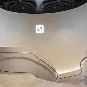 Zeekr verspricht „viele“ weitere Showrooms in Europa.(Bild:  Zeekr)