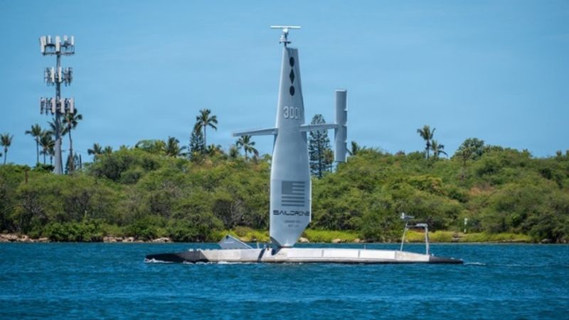 Saildrone Surveyor class unmanned surface vessel integrated with JAGM dual launcher.(Source:  Lockheed Martin)