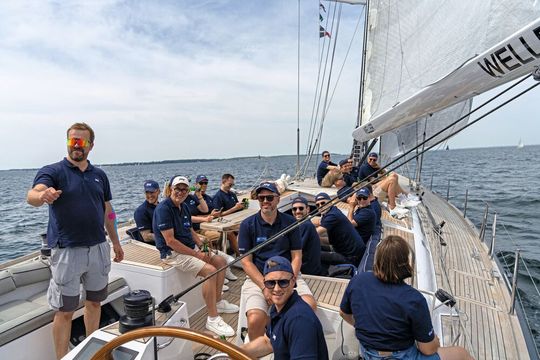 Mitarbeitersegeln im Rahmen der Kieler Woche 2025.(Bild:  Joern Kraushaar)