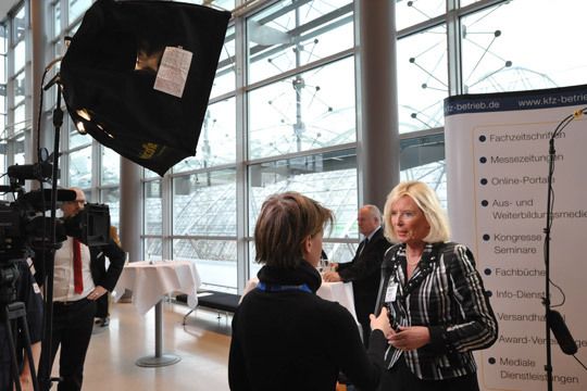 Sicher wissen wir, dass unsere treuen Sponsoren nicht nur vor der Kamera eine gute Figur machen, sondern auch im nächsten Jahr wieder mit dabei sind. (Archiv: Vogel Business Media)