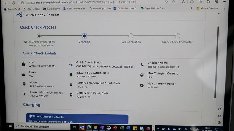 Allerdings bezahlt der Nutzer dafür mit einer erheblich längeren Testzeit, die bei einem Fahrzeug mit großer Batterie auch über zwei Stunden dauern kann. Allerdings erfordert nur die Initialisierung wenige Minuten Handarbeit, der Rest läuft automatisch ab. (Bild: Schmidt – VCG)