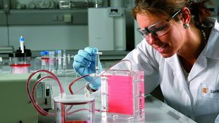 1 Mit dem Cross-Flow-System Vivaflow 200 können Proben mit einem Volumen von bis zu fünf Litern verarbeitet werden. (Bilder: Sartorius Stedim Biotech) (Archiv: Vogel Business Media)