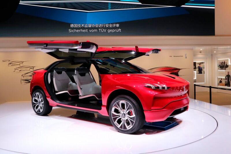 Selbst wenn dieses Fahrzeug des Chinesische Automobilherstellers WEY so gebaut wird, in einen heimischen Karosseriebetrieb wird es wohl nicht gelangen.  (Klasing)
