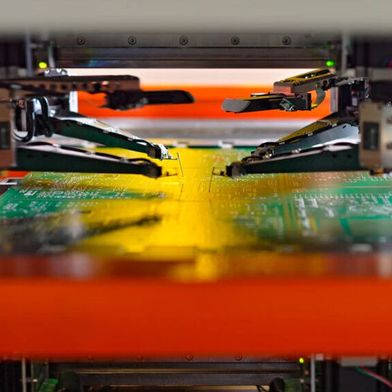 Ein Präzisions-Fingertester im Einsatz bei Precoplat. (Bild: BECKER JOEST VOLKK)